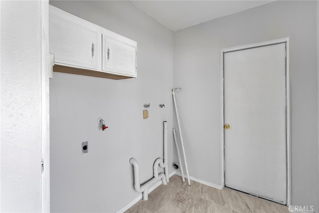 21008 S Road Apple Valley, CA 92307 - Photo 22 of 58