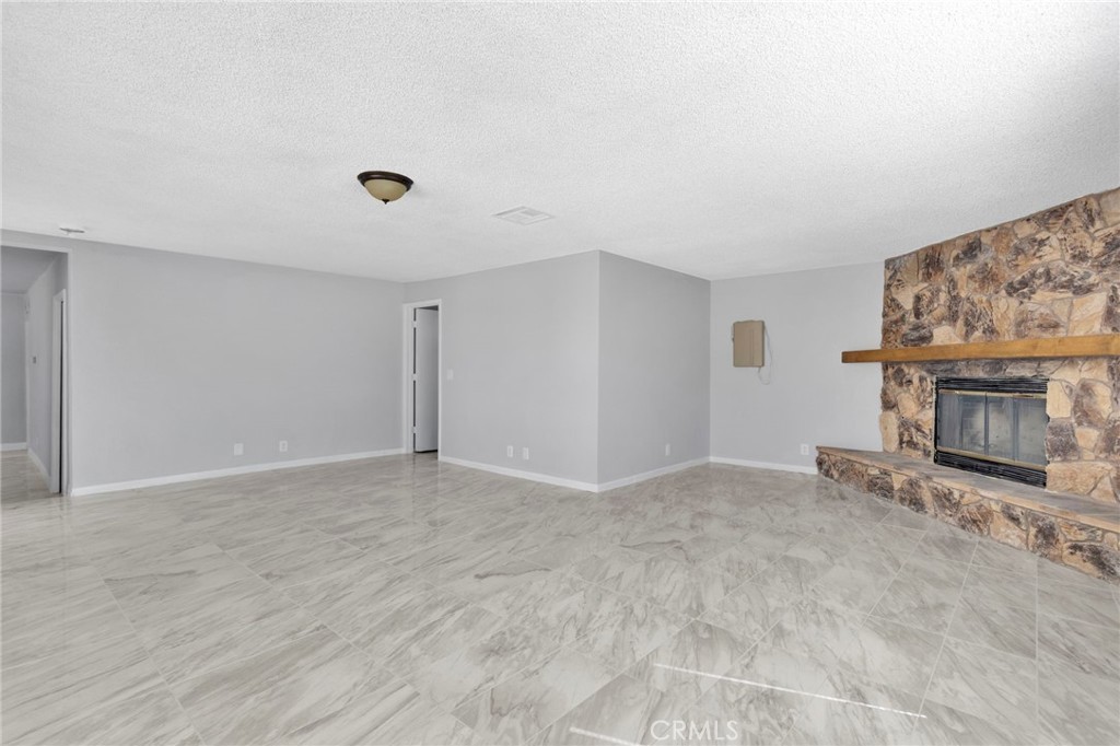 21008 S Road Apple Valley, CA 92307 - Photo 33 of 58