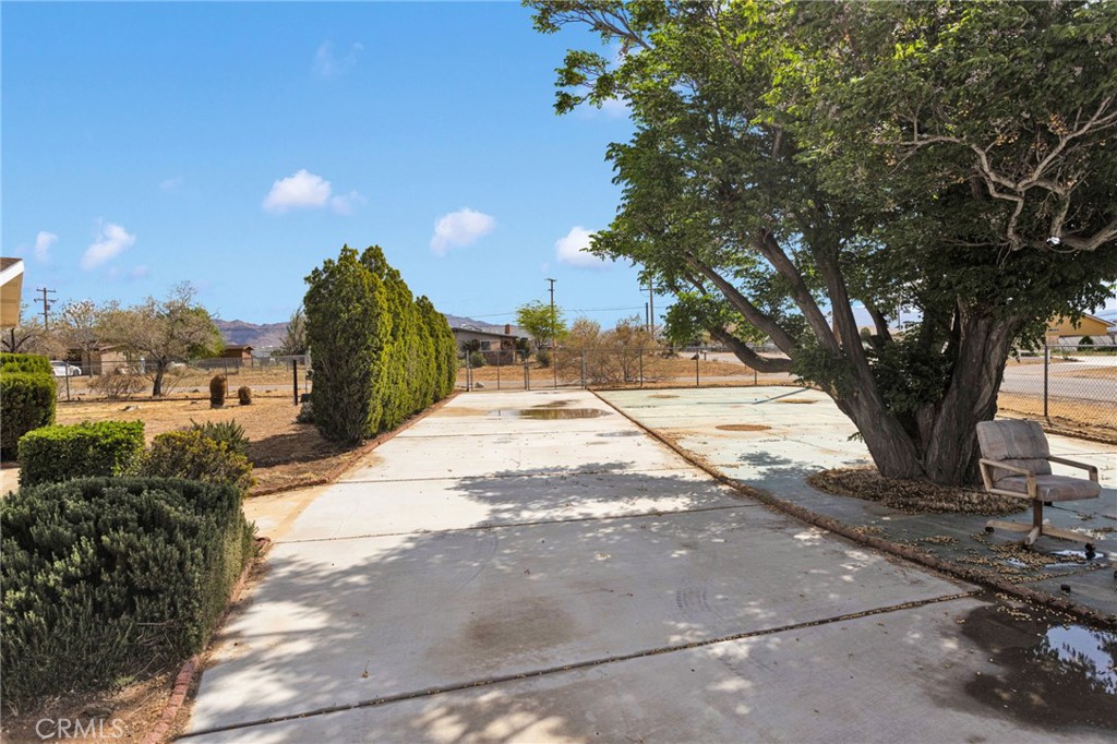 21008 S Road Apple Valley, CA 92307 - Photo 39 of 58