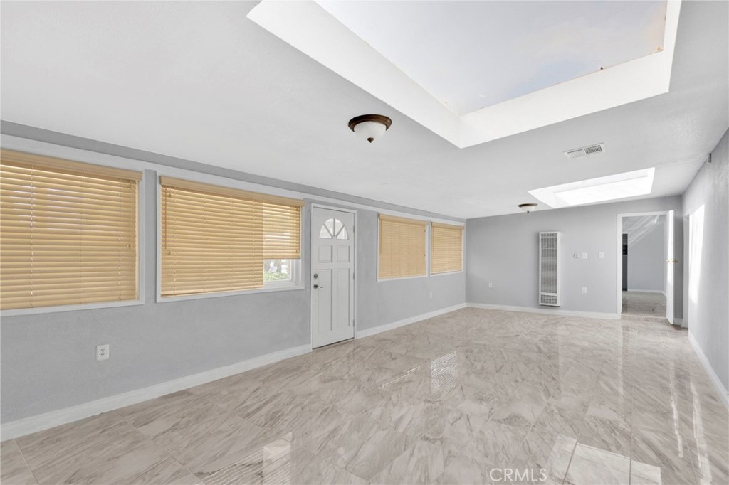 21008 S Road Apple Valley, CA 92307 - Photo 6 of 58