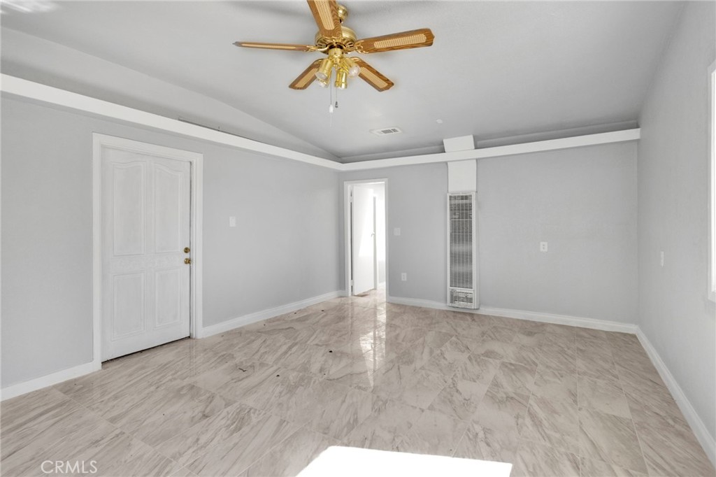 21008 S Road Apple Valley, CA 92307 - Photo 10 of 58