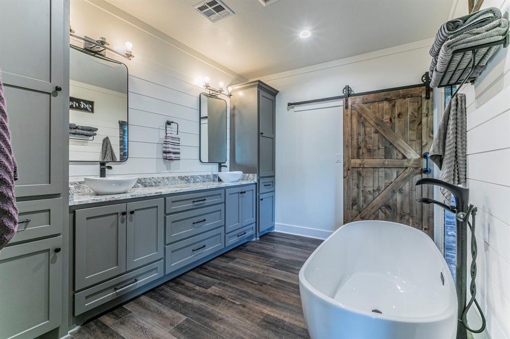 289 East Bell Road Waco, TX 76705 - Photo 13 of 40