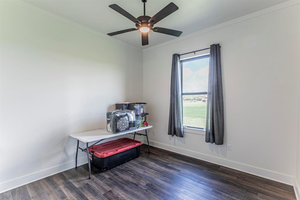 289 East Bell Road Waco, TX 76705 - Photo 21 of 40