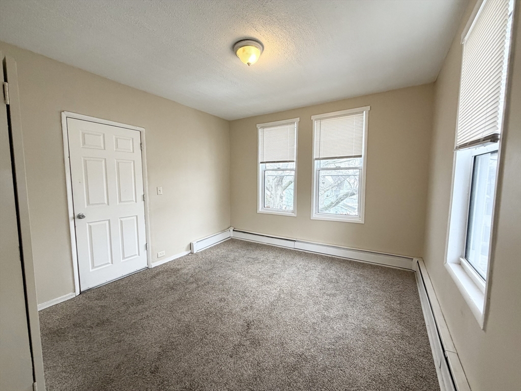 57 Abbe Avenue, Unit 3 Springfield, MA 01107 - Photo 3 of 9