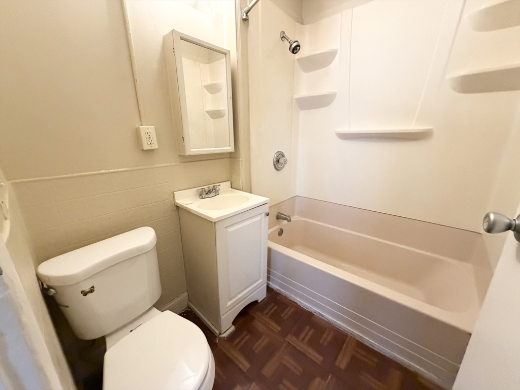 57 Abbe Avenue, Unit 3 Springfield, MA 01107 - Photo 7 of 9