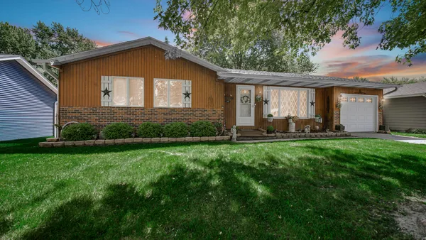 $255,000 | 72 Maple Court, Hebron, IN 46341