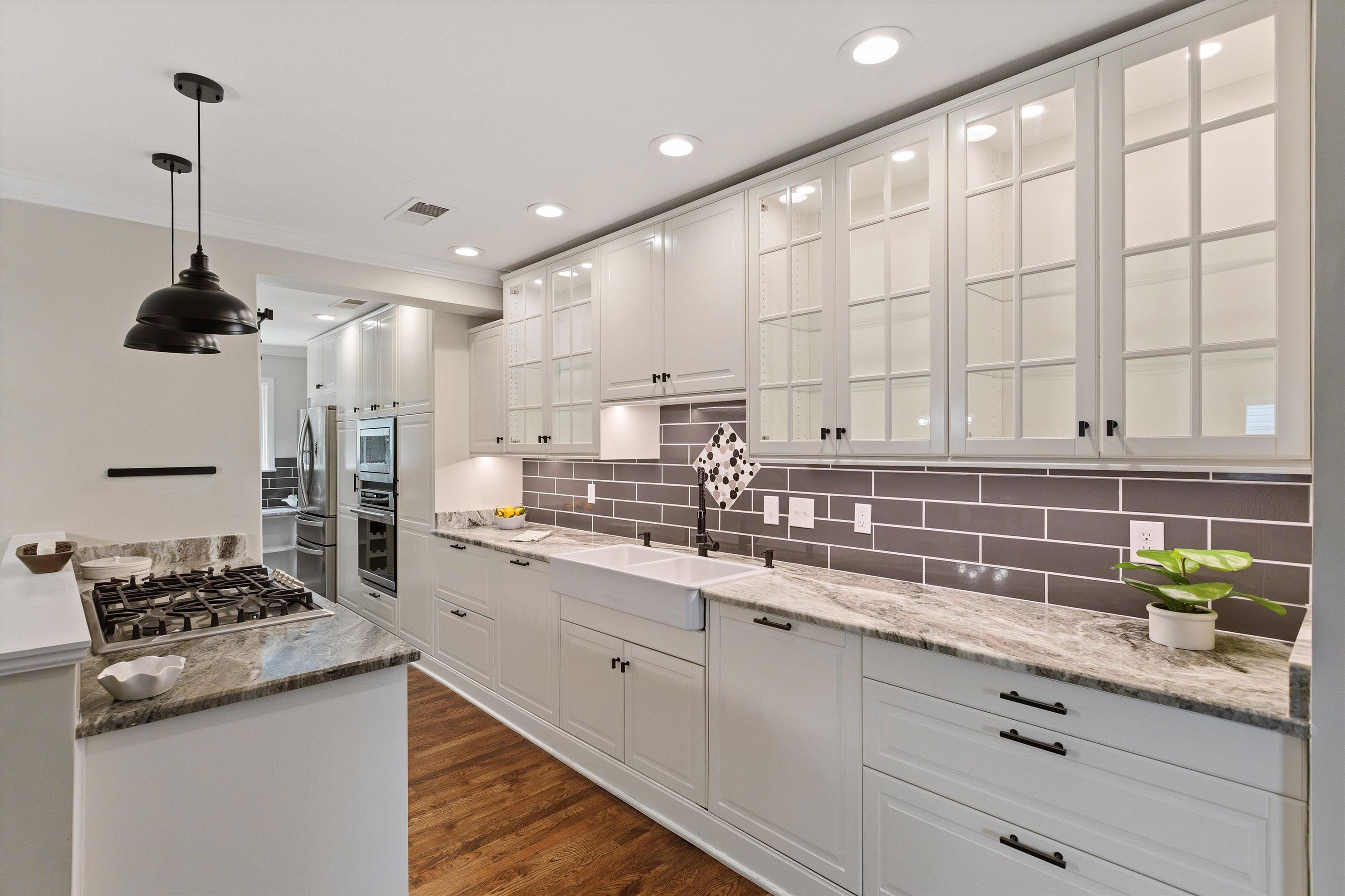 5007 Princeton Road Memphis, TN 38117 - Photo 9 of 24 Beautiful cabinetry in kitchen