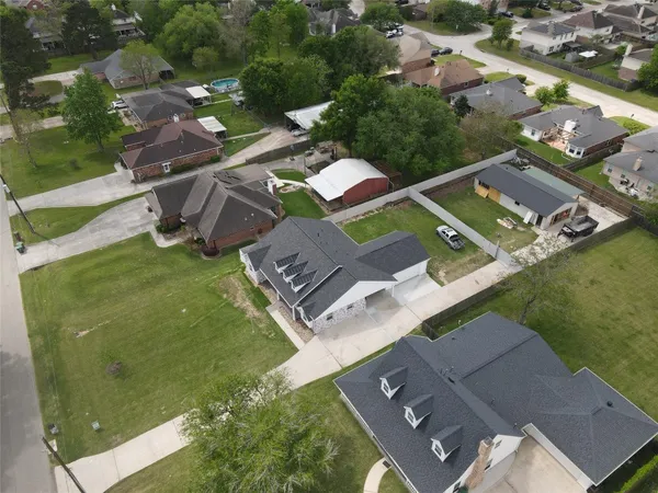 $2,500 | 30731 Martens Road, Tomball, TX 77375