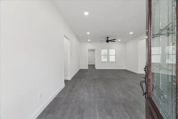 $2,500 | 30731 Martens Road, Tomball, TX 77375