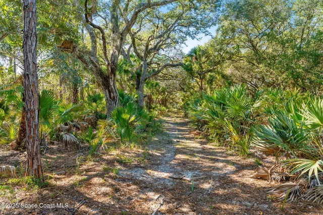 $2,000,000 | 5585 Willoughby Drive, Melbourne, FL 32934