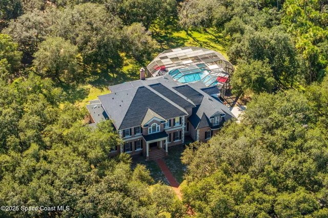 $2,000,000 | 5585 Willoughby Drive, Melbourne, FL 32934