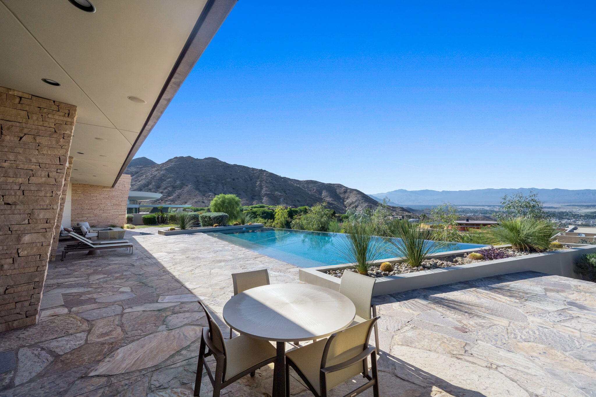 45 Sky Ridge Road Rancho Mirage, CA 92270 - Photo 57 of 85 37-web-or-mls-CC_Skyridge_0922_037