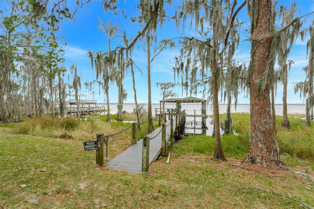 10336 Lake Louisa Road Clermont, FL 34711 - Photo 55 of 58 a view of an outdoor space and entertaining space