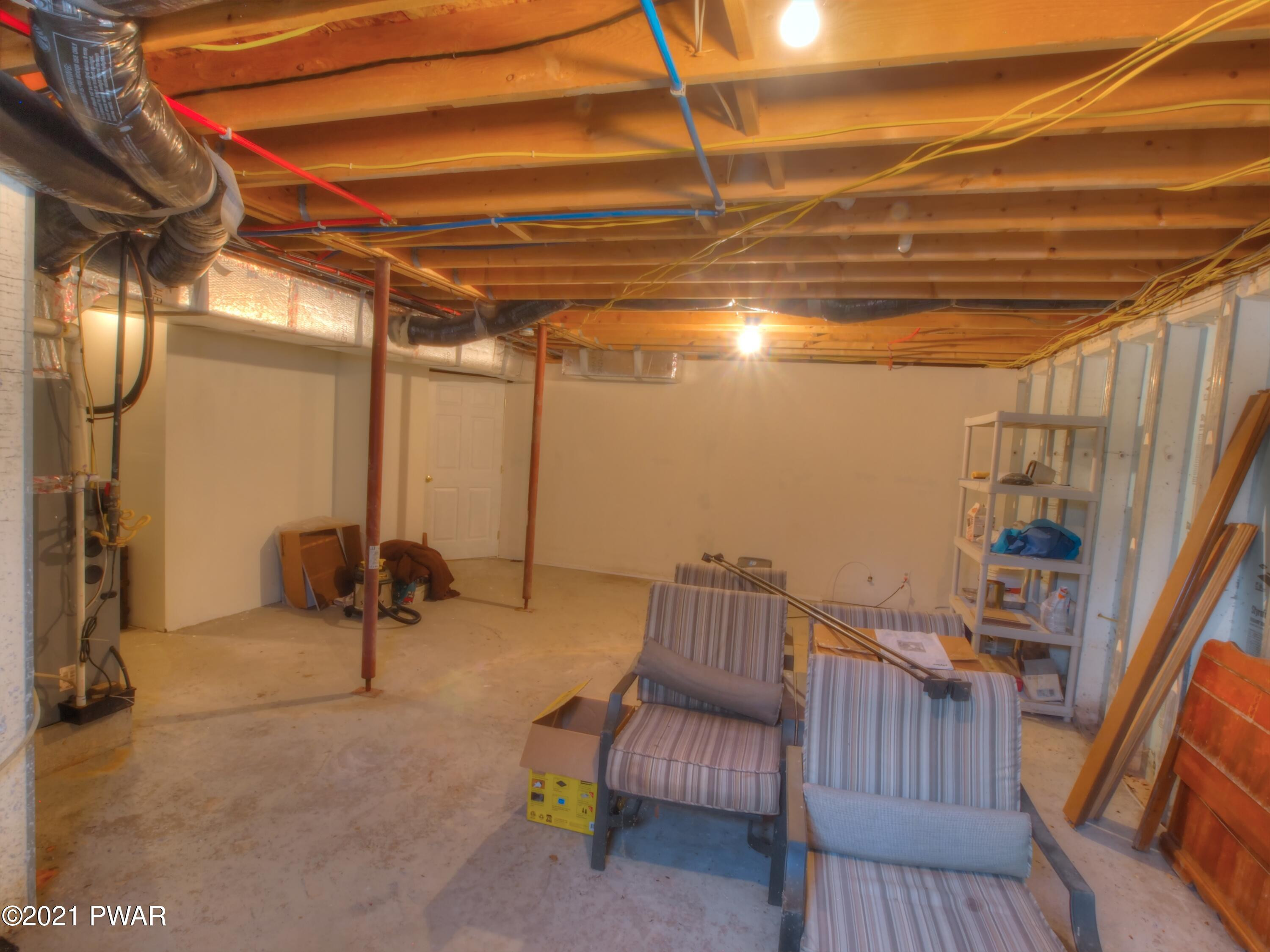112 Lake View Road Greentown, PA 18426 - Photo 45 of 63