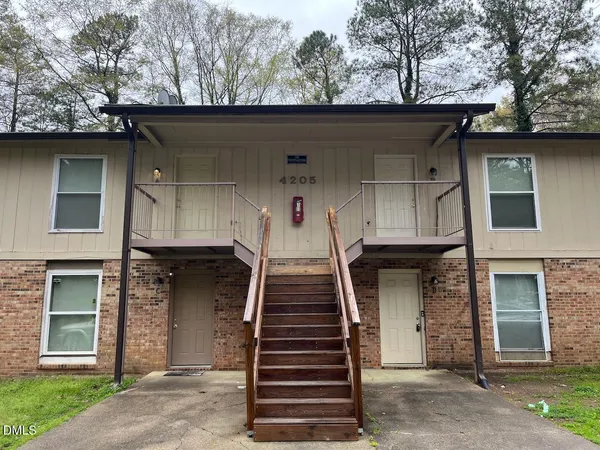 $1,150 | 4205 Greencastle Court, Unit D, Raleigh, NC 27604