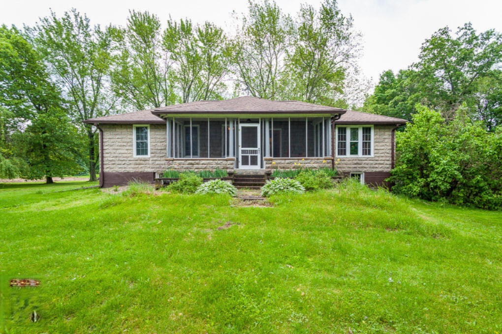 9302 Eaton Rapids Road Springport, MI 49284 - Photo 1 of 46 _MG_0041