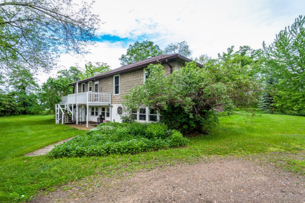 9302 Eaton Rapids Road Springport, MI 49284 - Photo 2 of 46 _MG_0038-2