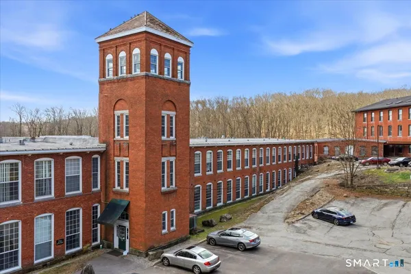 $110,000 | 150 Yantic Street, Unit 213, Norwich, CT 06360