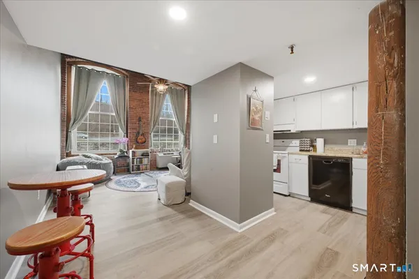 $110,000 | 150 Yantic Street, Unit 213, Norwich, CT 06360