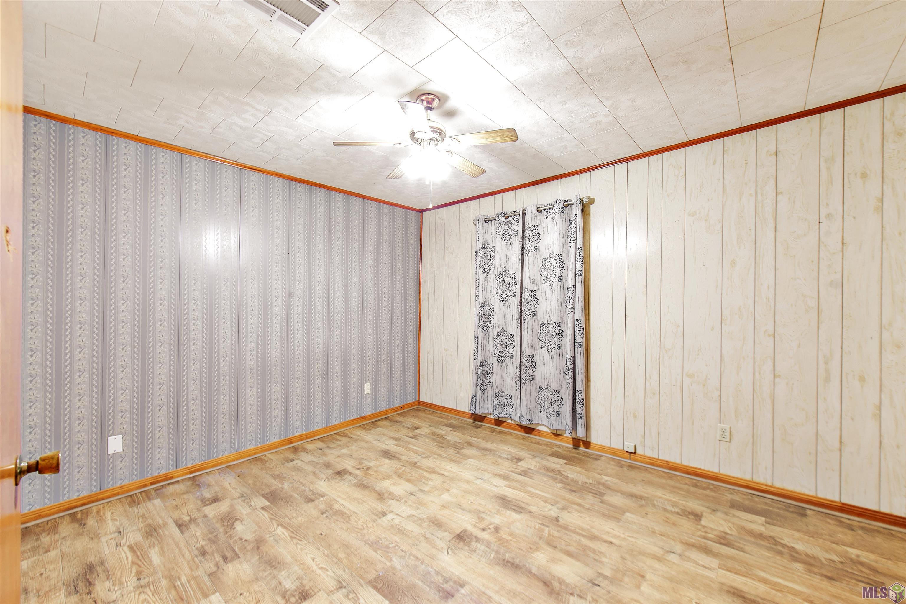 5463 West Main Street Houma, LA 70363 - Photo 9 of 21 Bedroom #2