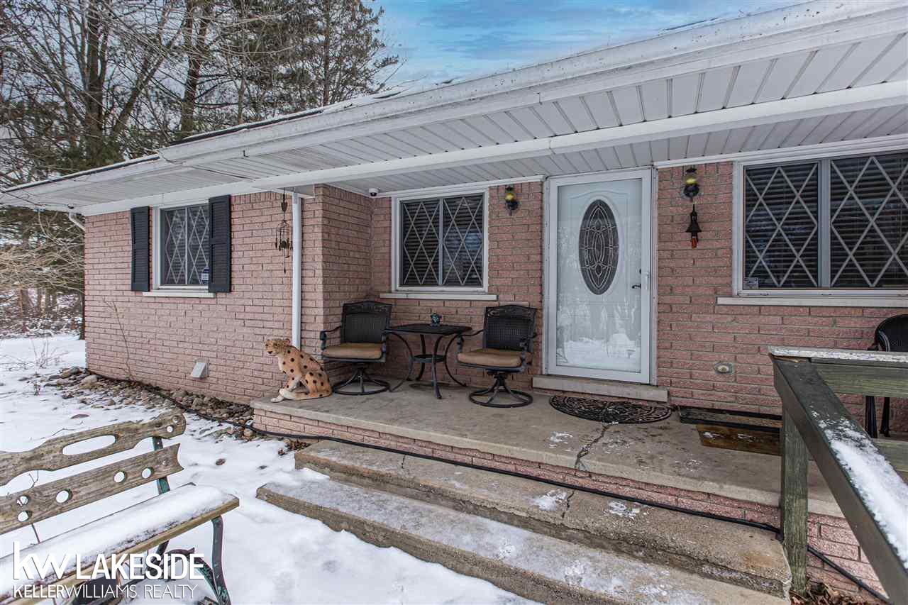 369 South Rochester Road Oakland, MI 48363 - Photo 3 of 28 Gallery Image 3