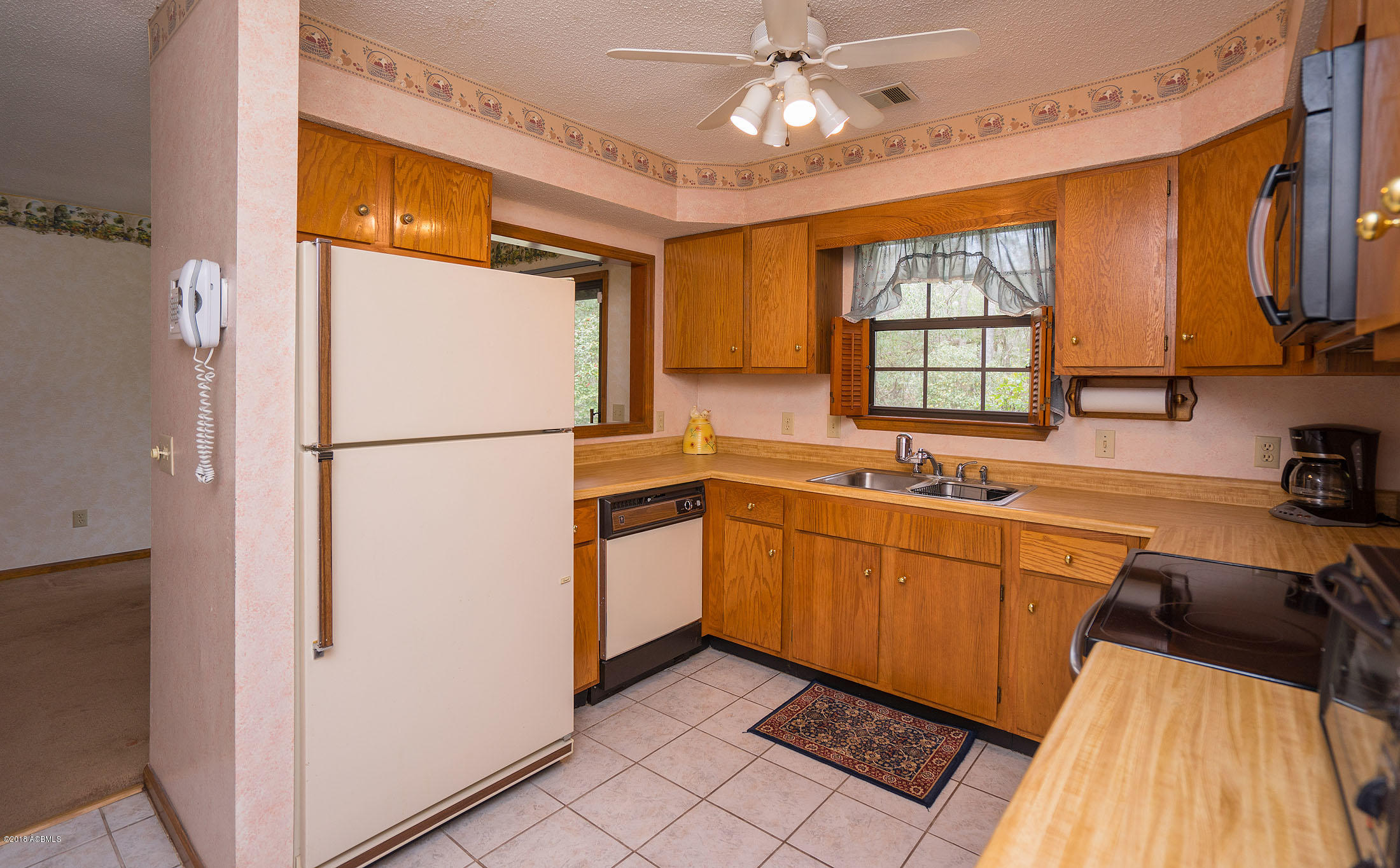 1 State Rd S-7-429 Beaufort, SC 29907 - Photo 10 of 24 DSC03298-1