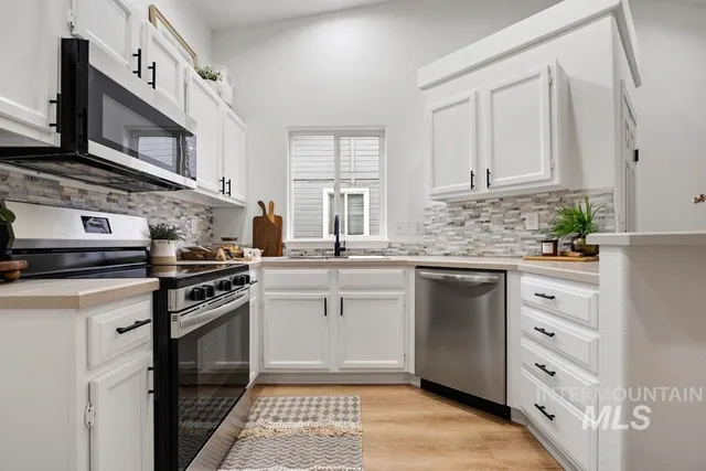 $314,950 | 1026 East Hawaii Avenue, Nampa, ID 83686