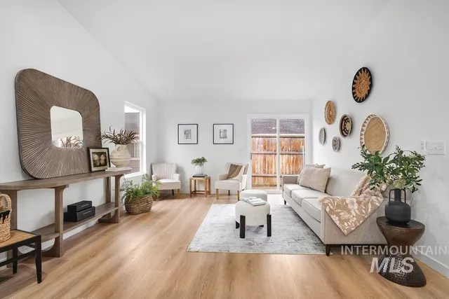 $314,950 | 1026 East Hawaii Avenue, Nampa, ID 83686