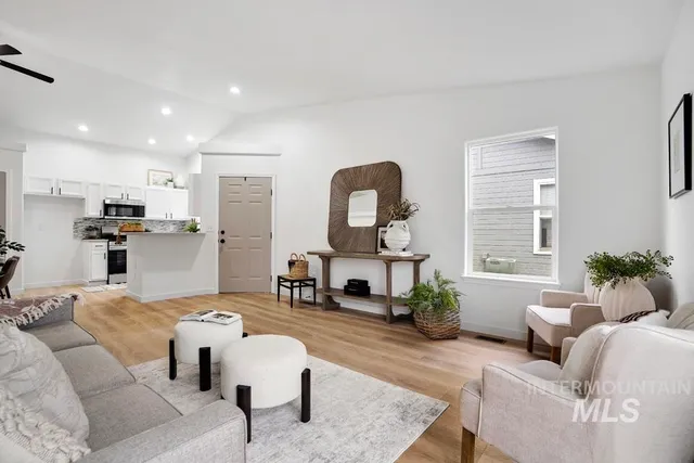 $314,950 | 1026 East Hawaii Avenue, Nampa, ID 83686