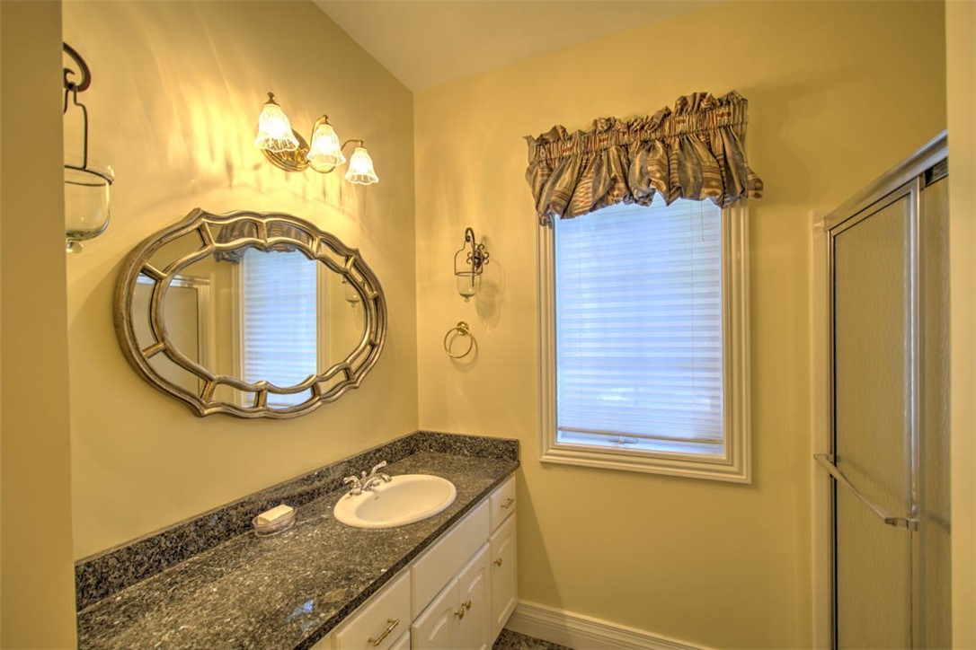 110 Southbrooke Court Decatur, IL 62521 - Photo 41 of 47