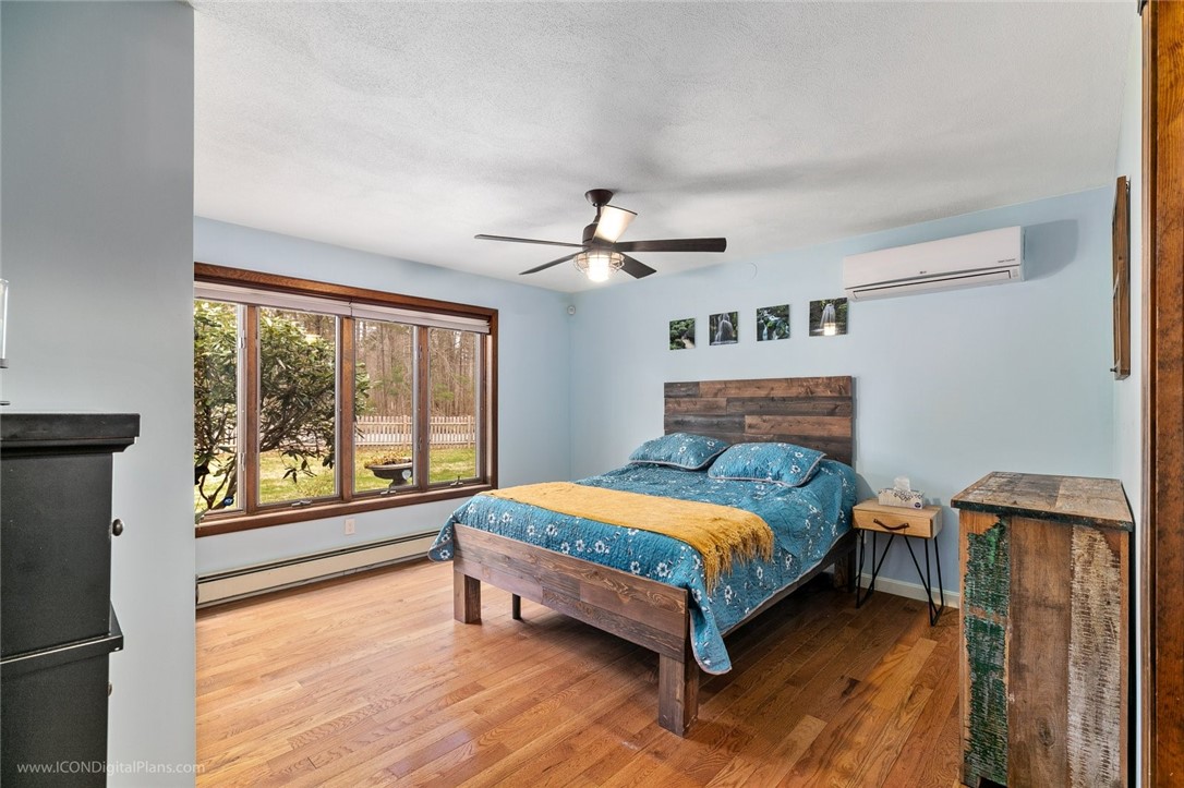 79 Lake Drive Glocester, RI 02814 - Photo 21 of 34 Master bed on 1st floor