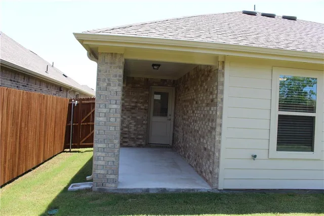 $2,500 | 1334 Timberfalls Drive, Anna, TX 75409