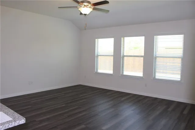 $2,500 | 1334 Timberfalls Drive, Anna, TX 75409