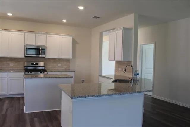 $2,500 | 1334 Timberfalls Drive, Anna, TX 75409