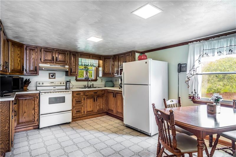 2791 Russelton Road Tarentum, PA 15084 - Photo 9 of 25