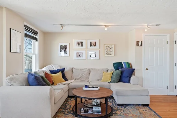 $459,900 | 49 Sagamore Avenue, Unit 3A, Winthrop, MA 02152