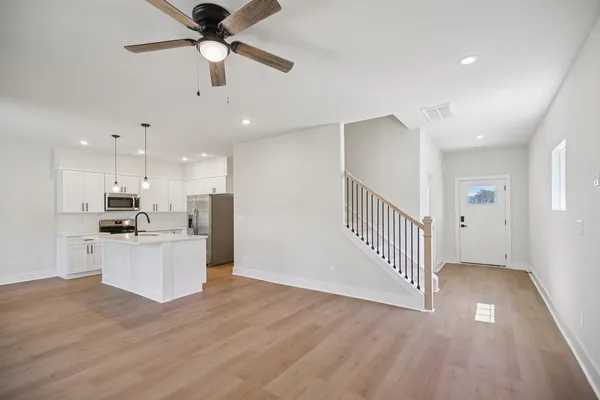 $349,900 | 1048 Stagecoach Drive, White House, TN 37188