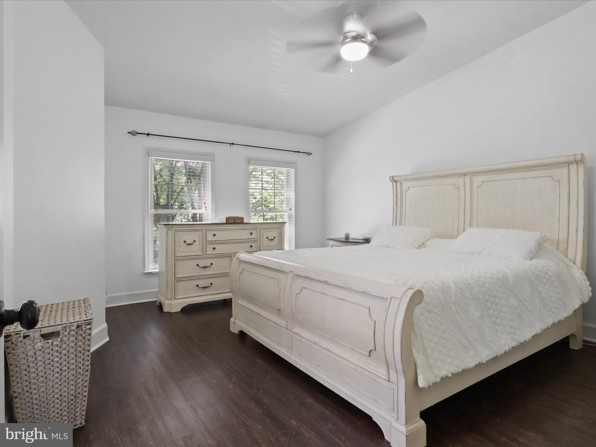 11770 Valley Ridge Circle Fairfax, VA 22033 - Photo 23 of 61 Primary Bedroom