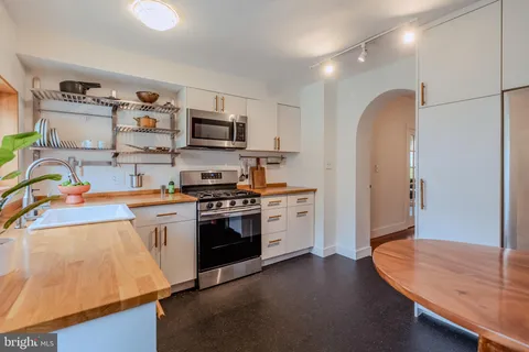 $399,000 | 2548 East Norris Street, Philadelphia, PA 19125