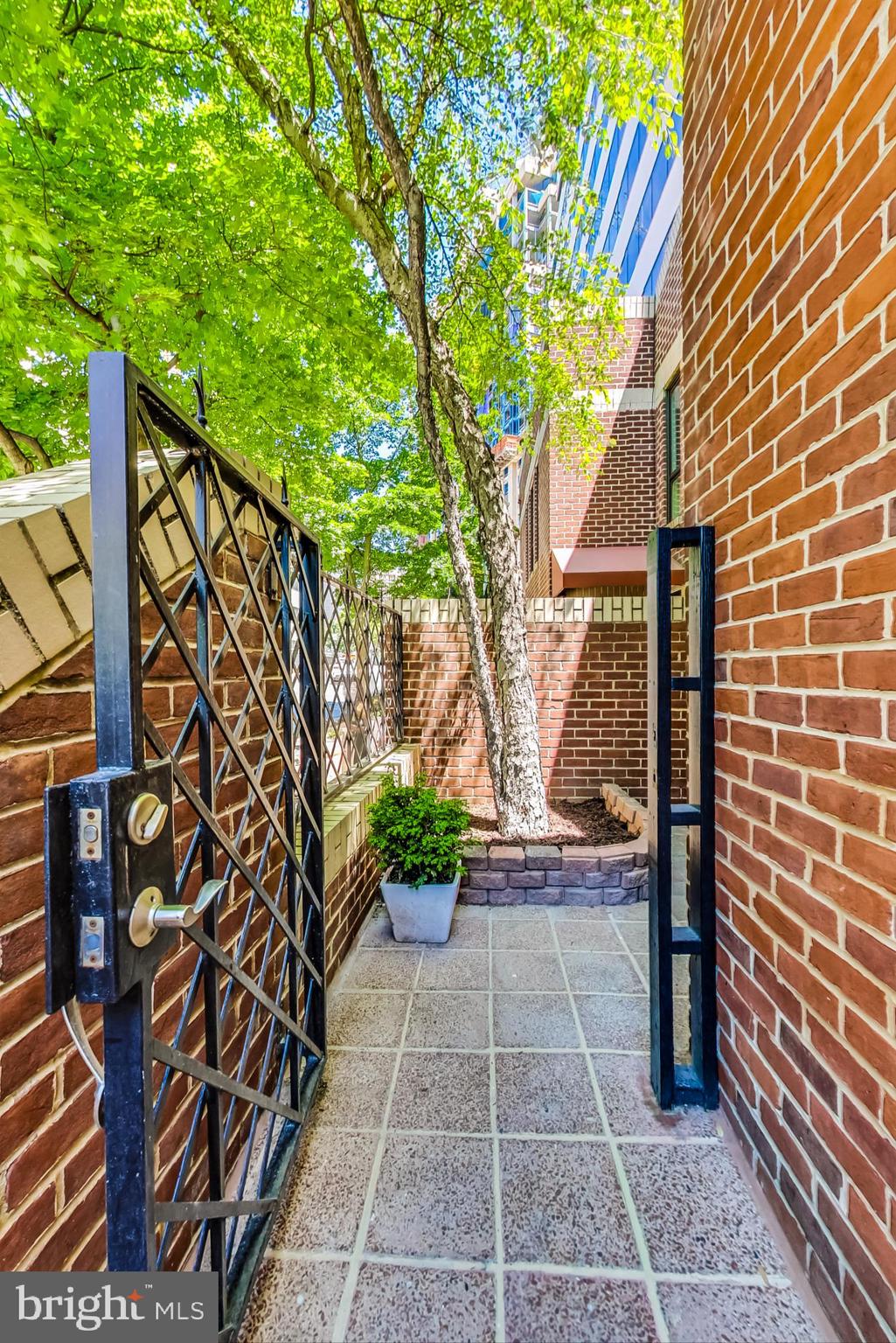 4814 Hampden Lane, Unit R2 Bethesda, MD 20814 - Photo 19 of 31 Private Locked Terrace