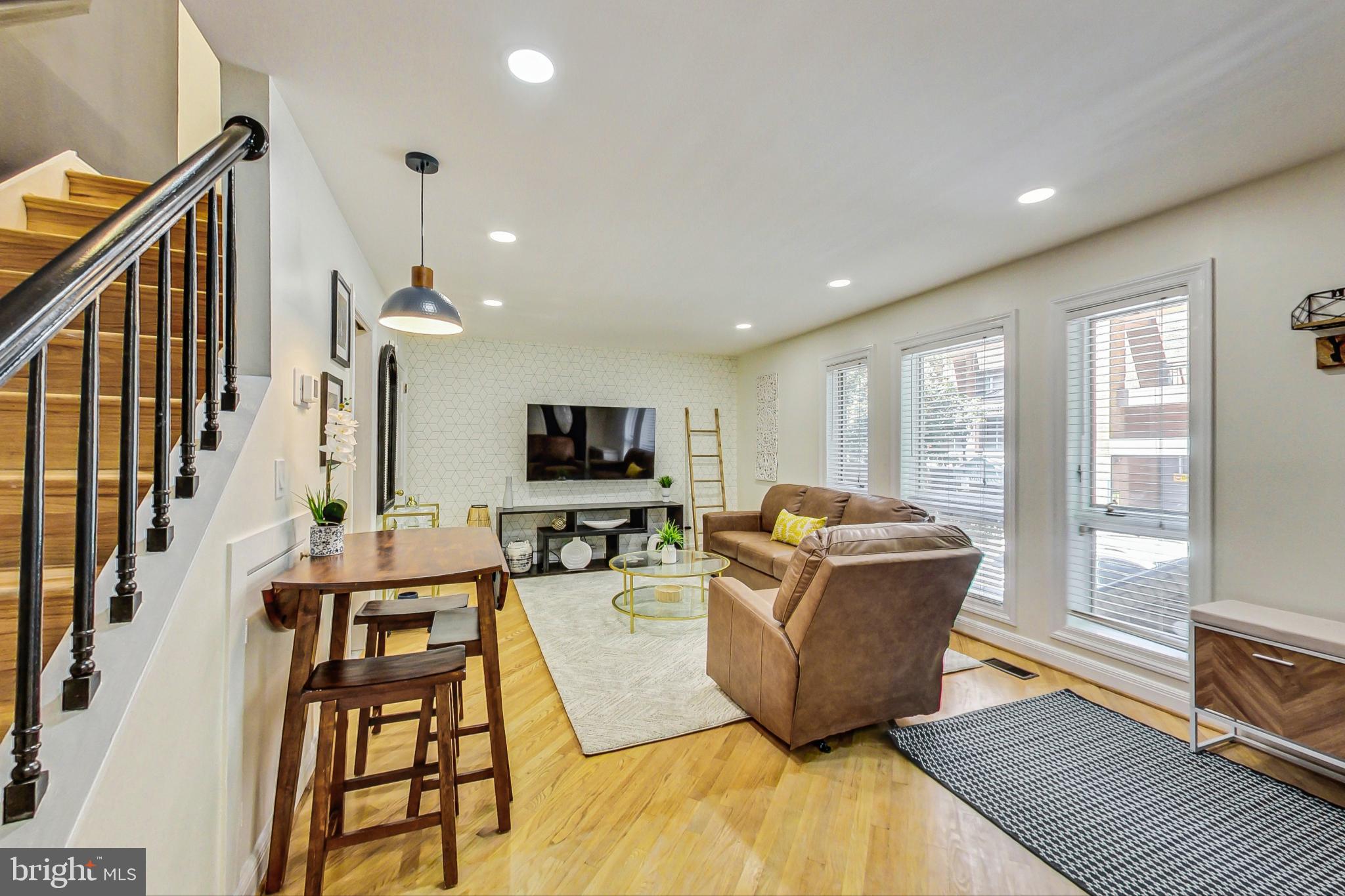 4814 Hampden Lane, Unit R2 Bethesda, MD 20814 - Photo 4 of 31