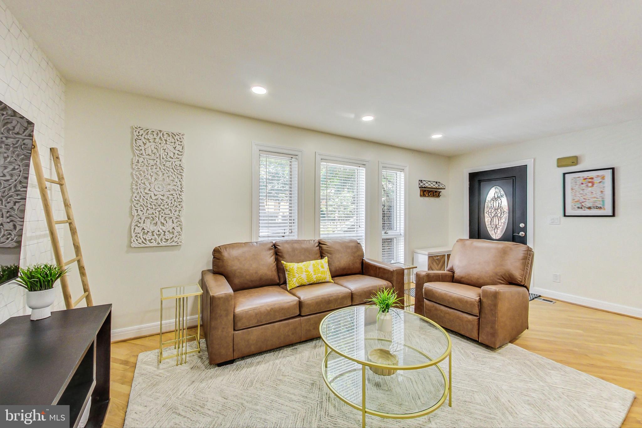 4814 Hampden Lane, Unit R2 Bethesda, MD 20814 - Photo 6 of 31