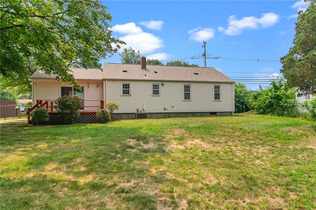 255 Strawberry Field Road Warwick, RI 02886 - Photo 22 of 25 Gallery Image 22