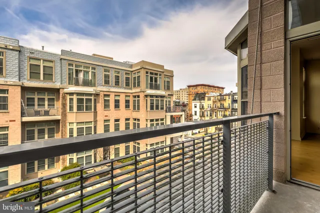 $269,000 | 1209 North Charles Street, Unit 304, Baltimore, MD 21201