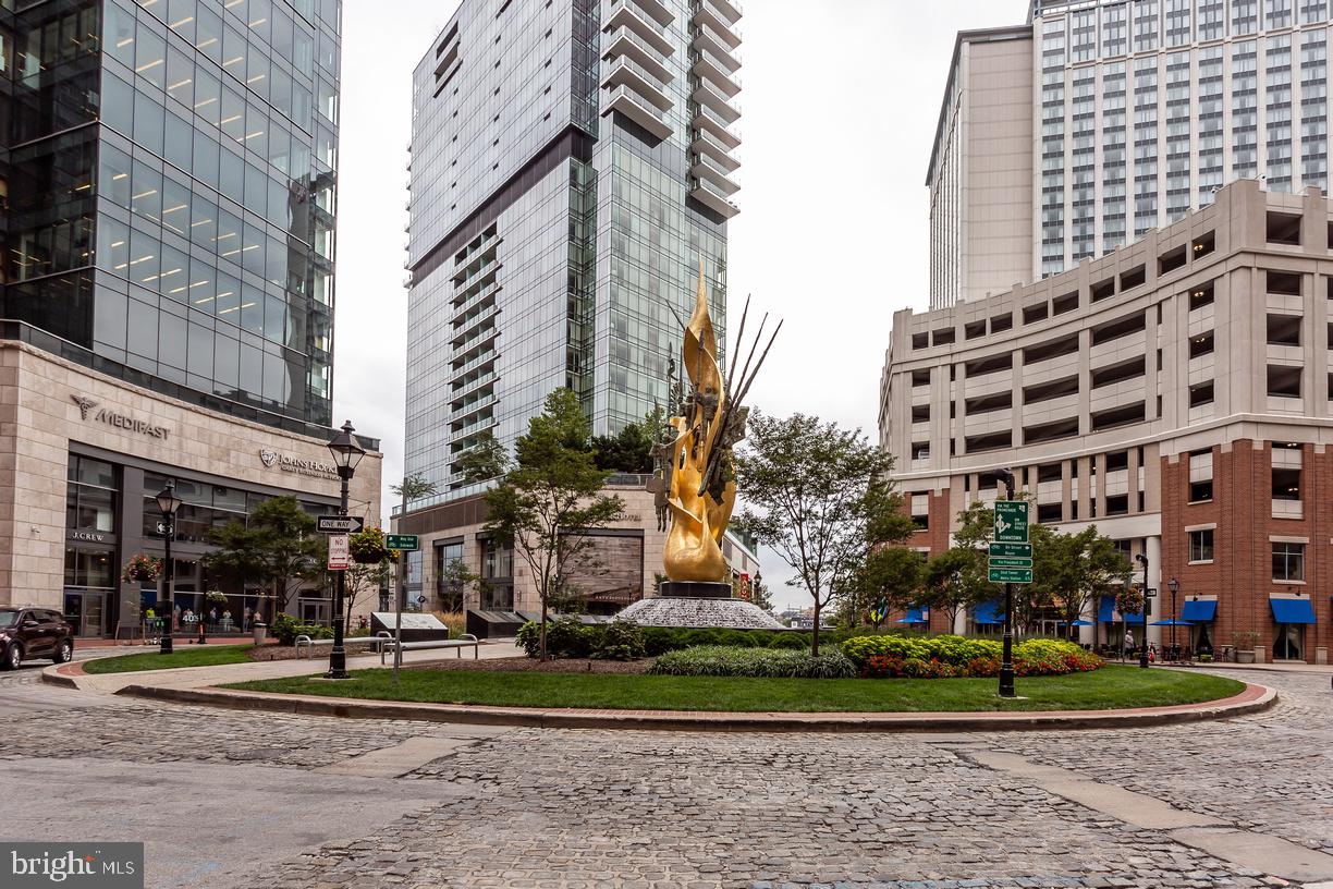 1209 North Charles Street, Unit 304 Baltimore, MD 21201 - Photo 37 of 37 a view of a large building