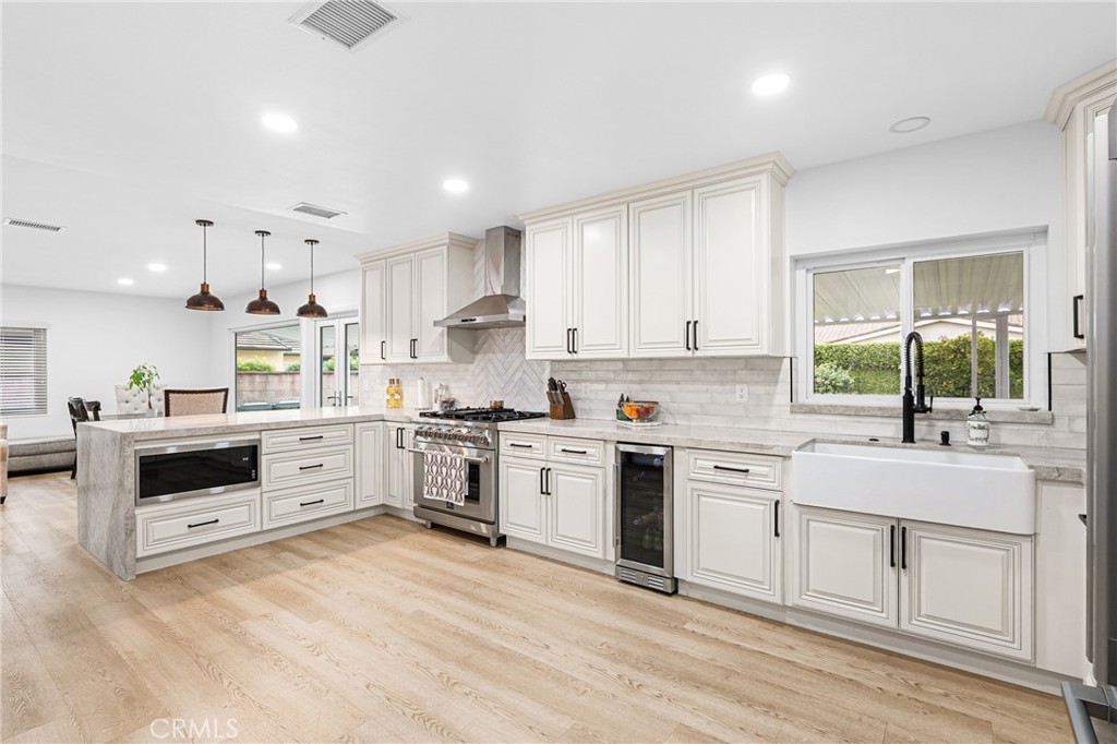 9839 Pomering Road Downey, CA 90240 - Photo 5 of 19