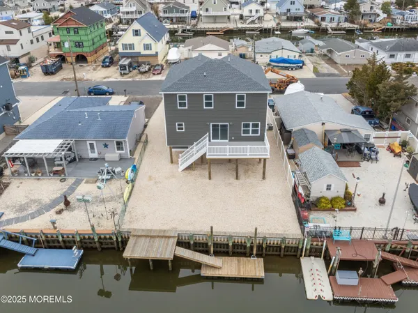 $870,000 | 42 West Mohawk Drive, Little Egg Harbor, NJ 08087