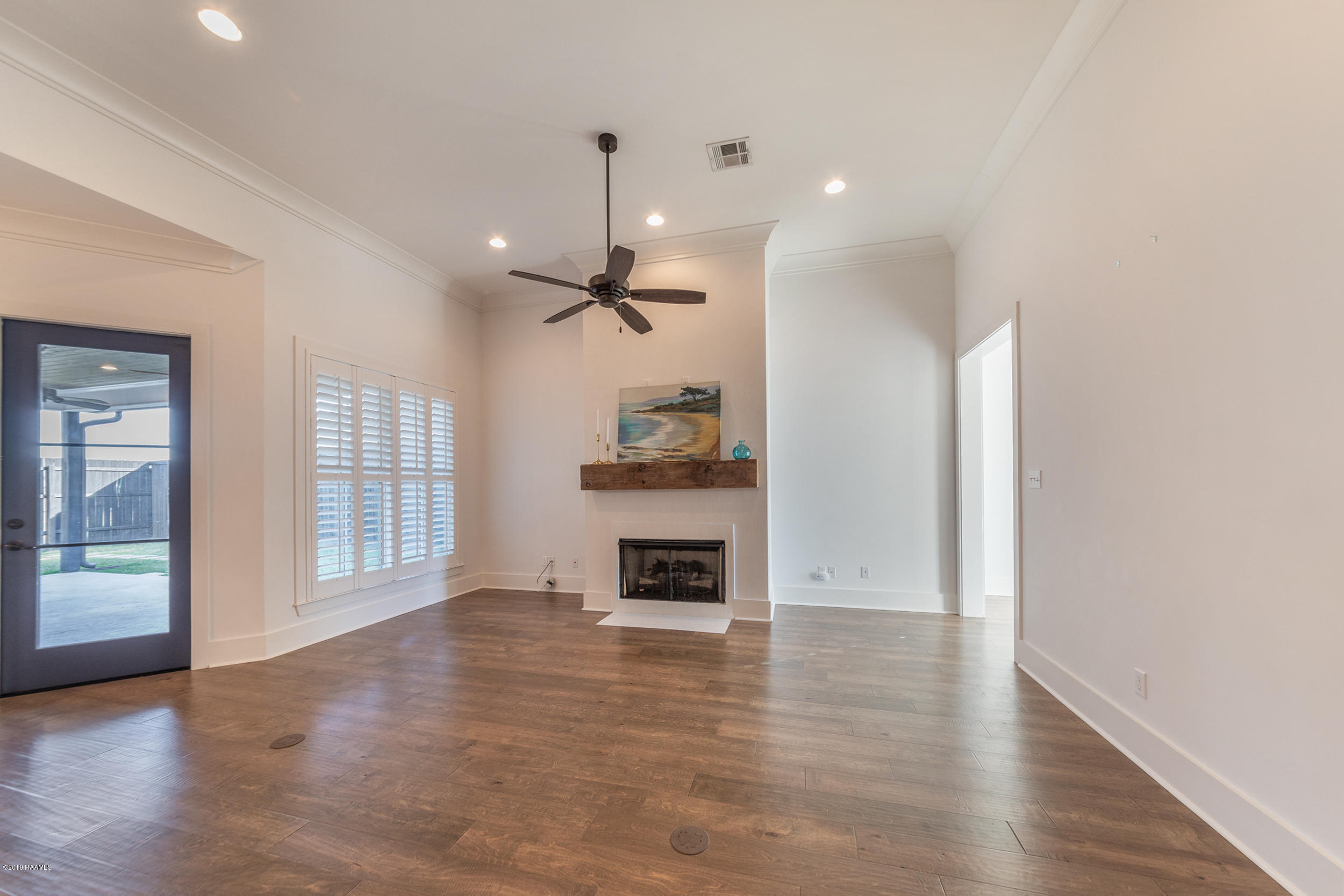 702 Waterview Road Youngsville, LA 70592 - Photo 14 of 37 702Waterview-17