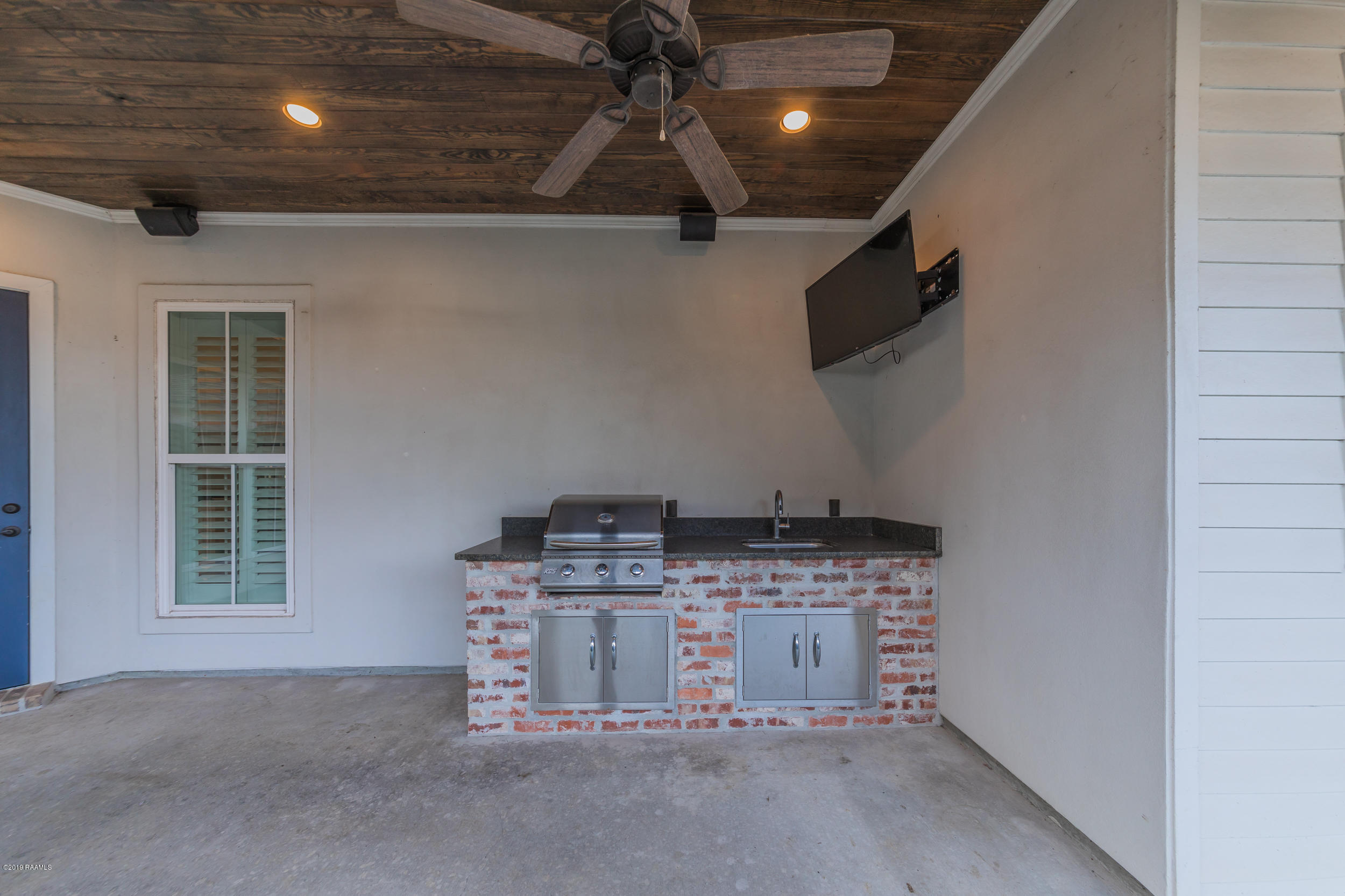 702 Waterview Road Youngsville, LA 70592 - Photo 35 of 37 702Waterview-13