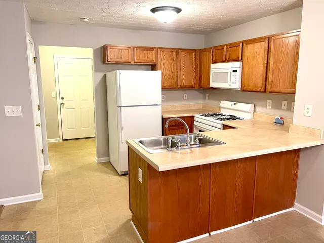 $1,685 | 1130 Dunaway Drive, McDonough, GA 30253